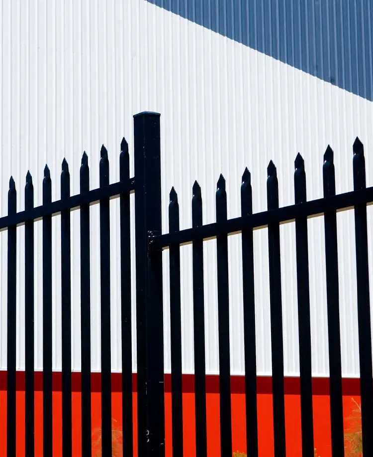 Data Centre Fencing & Gates 5 a black fence with pointed top