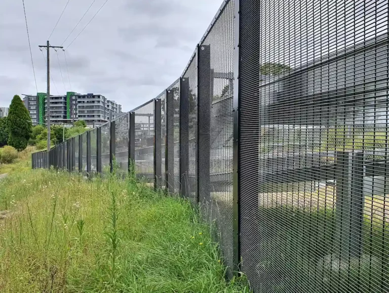 358 (anti-climb) Mesh 4 358 Anti Climb Mesh Fencing 4