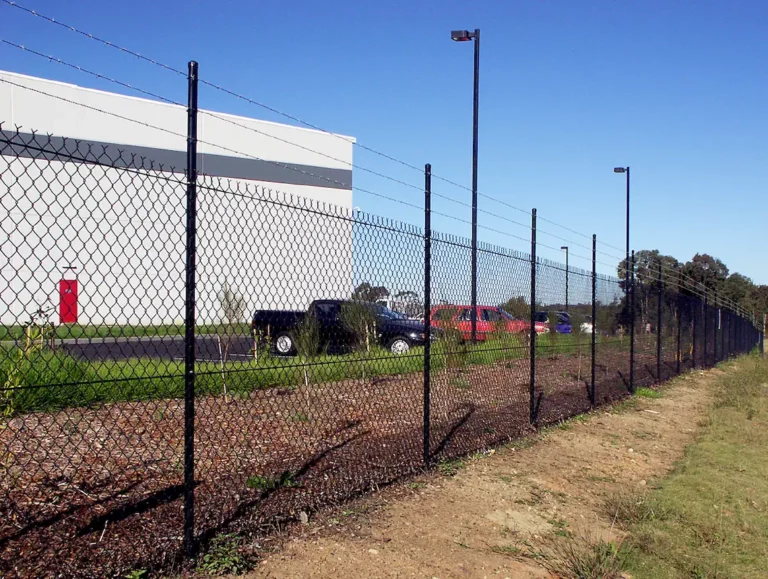 Chainwire Fencing 1 Chainwire fencing-1