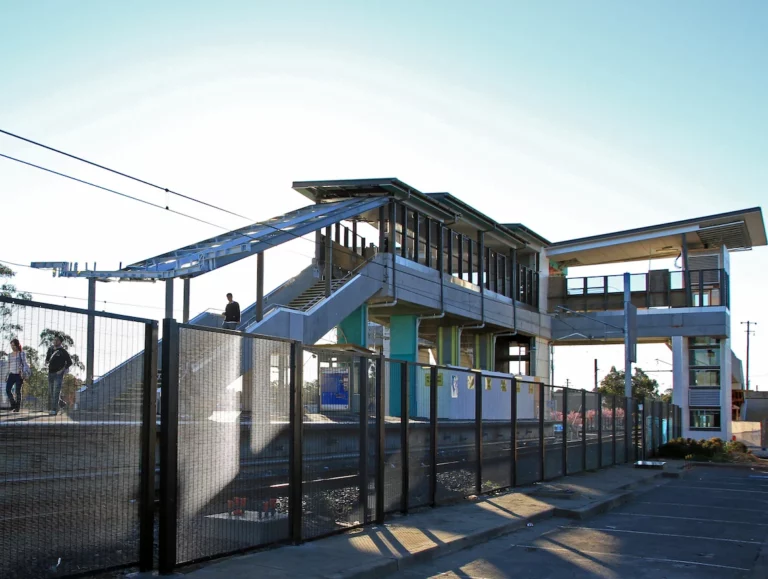 358 (anti-climb) Mesh 5 railway fencing