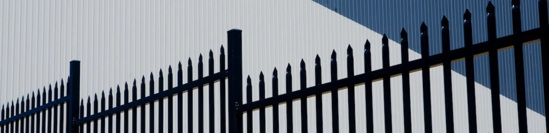 Eminence Fencing