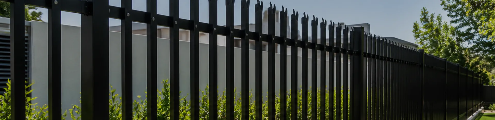 palisade fence