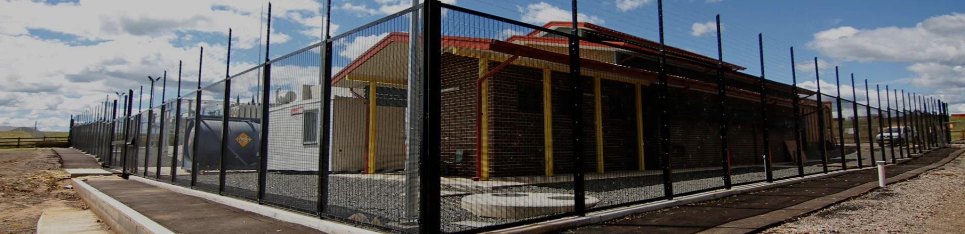 358 Anti Climb Mesh Fencing